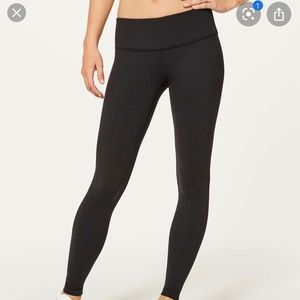 LULU LEMON wunder under medium  rise tight- 28”